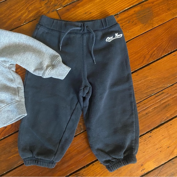 Old Navy Sweatpants Set Superman Size 12-18 Months - Picture 4 of 6
